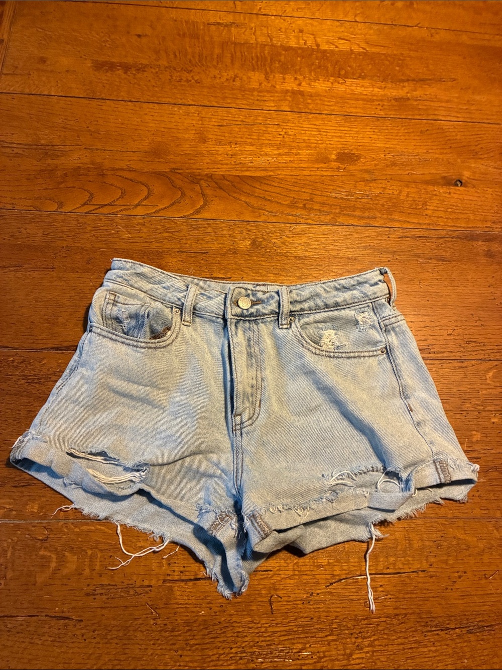 PacSun Light Blue Denim Cutoff mom Short